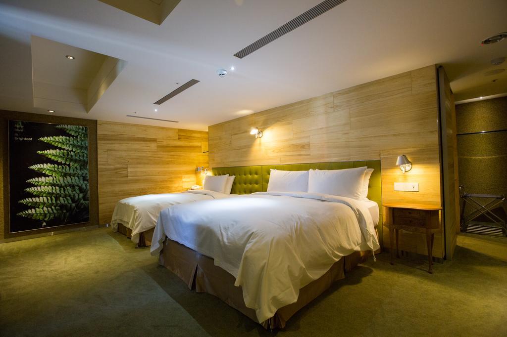 Inhouse Hotel Đài Trung Ngoại thất bức ảnh