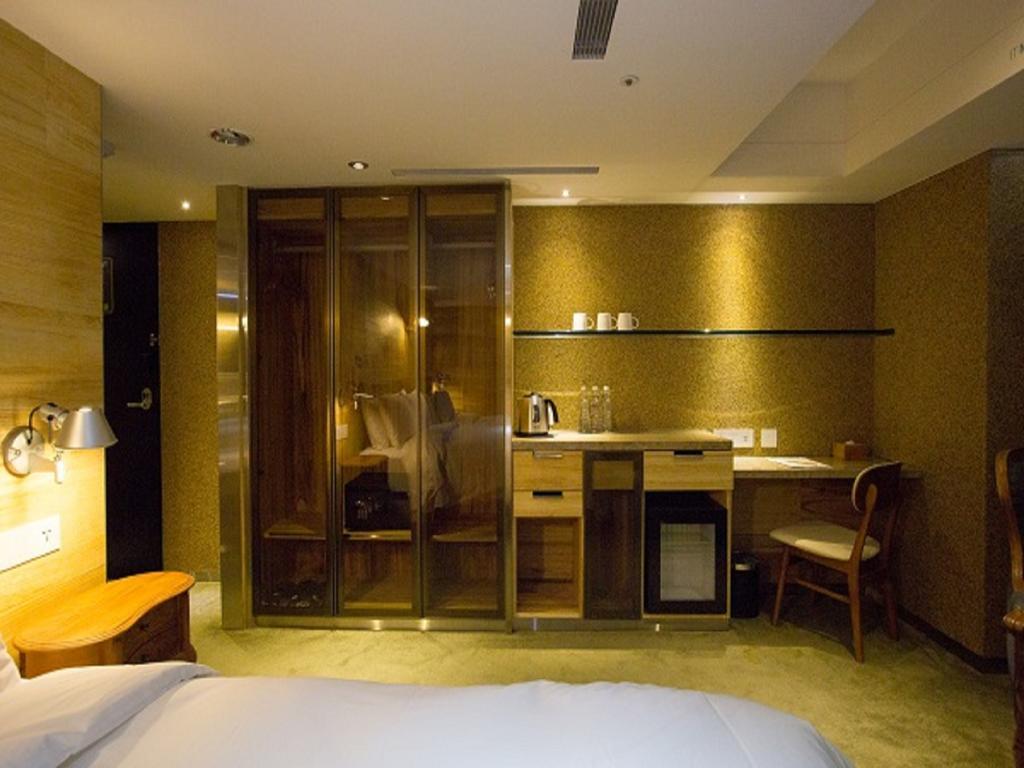 Inhouse Hotel Đài Trung Ngoại thất bức ảnh
