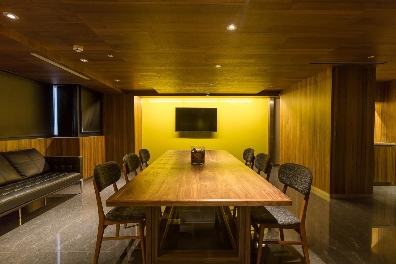 Inhouse Hotel Đài Trung Ngoại thất bức ảnh
