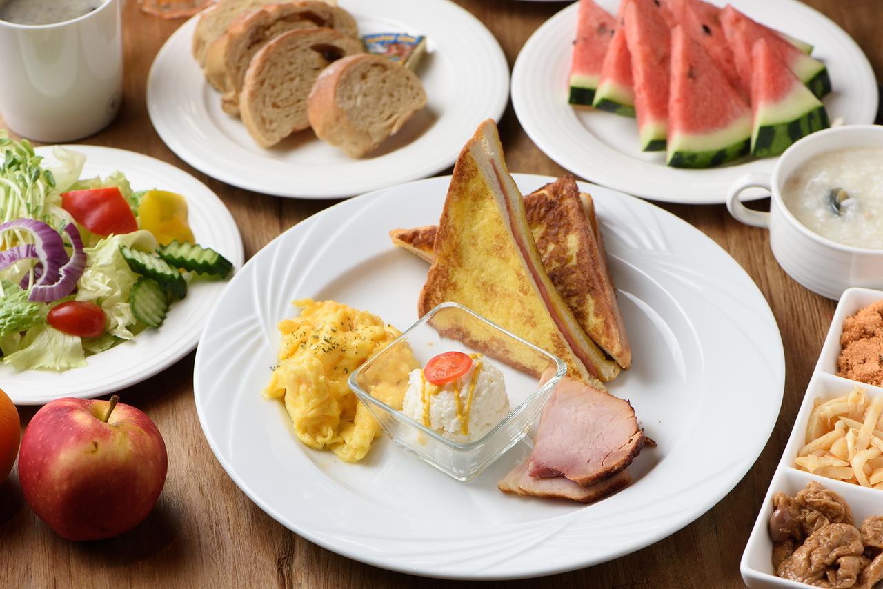 Inhouse Hotel Đài Trung Ngoại thất bức ảnh