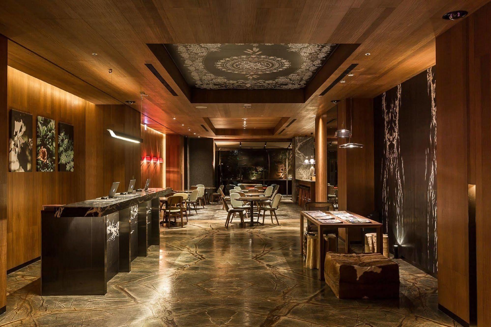 Inhouse Hotel Đài Trung Ngoại thất bức ảnh
